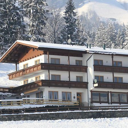 Hotel Pension Eichenhof Ried im Zillertal Eksteriør billede