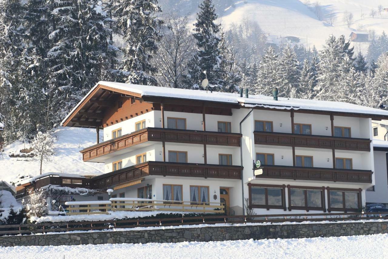 Hotel Pension Eichenhof Ried im Zillertal Eksteriør billede